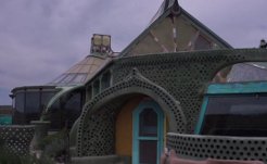 Earthships: